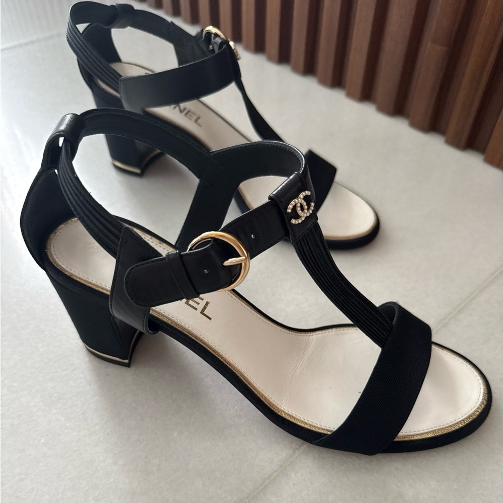 CHANEL Black and Gold Women's Sandals